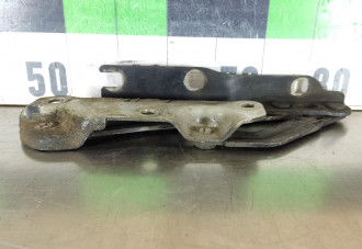 Петля капота правая Saab 9-5 1998-2002