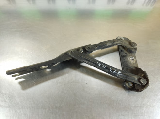 Петля капота левая Saab 9-5 1998-2002