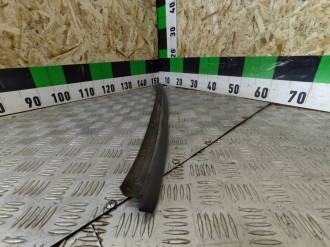 Молдинг стекла Saab 9-5 1998-2002