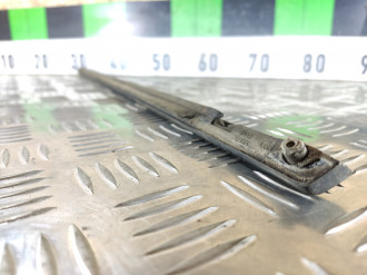 Накладка стекла заднего правого Saab 9-5 1998-2002