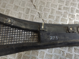 Жабо Saab 9-5 1998-2002