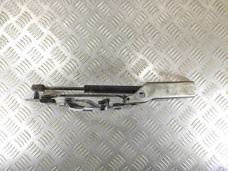 Петля крышки багажника левая Saab 9-5 1998-2002