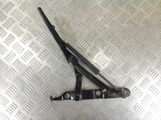 Петля крышки багажника правая Saab 9-5 1998-2002
