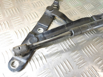 Петля крышки багажника правая Saab 9-5 1998-2002