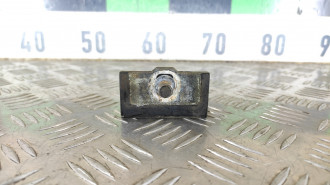 Петля двери передней левой нижняя Saab 9-5 1998-2002