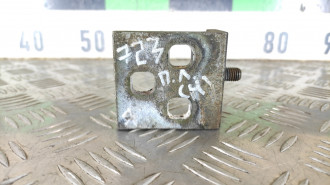 Петля двери передней левой нижняя Saab 9-5 1998-2002