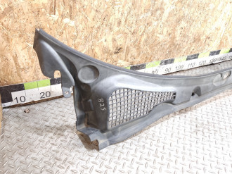 Жабо Saab 9-5 1998-2002