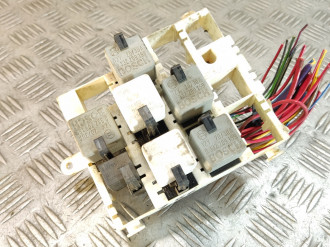 Блок предохранителей моторный Saab 9-5 1998-2002