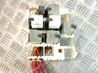 Блок предохранителей моторный Saab 9-5 1998-2002