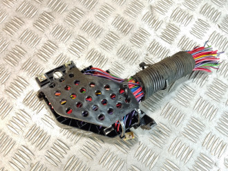 Блок предохранителей салонный Saab 9-5 1998-2002