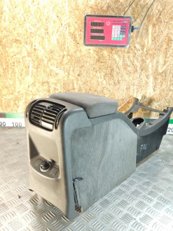 Подлокотник Saab 9-5 1998-2002