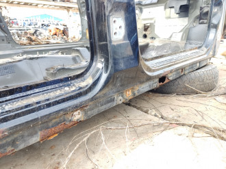 Порог со стойкой правой Saab 9-5 1998-2002