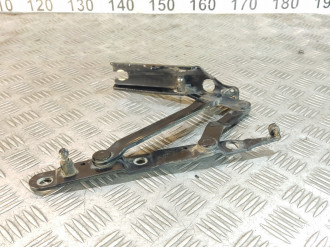 Петля багажника левая Saab 9-5 1998-2002