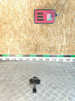 Ограничитель двери передний Saab 9-5 1998-2002