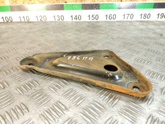 Кронштейн передней балки правый Saab 9-5 1998-2002