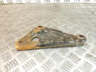 Кронштейн передней балки правый Saab 9-5 1998-2002