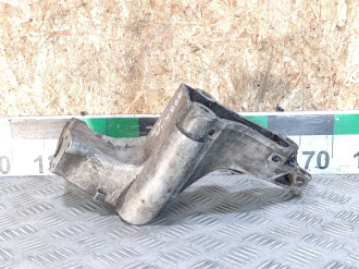 Кронштейн кпп Saab 9-5 1998-2002