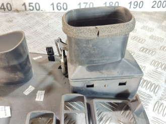 Дефлектор воздушный Saab 9-5 1998-2002