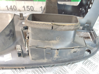 Дефлектор воздушный Saab 9-5 1998-2002