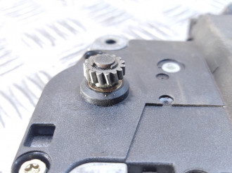 Моторчик люка Saab 9-5 1998-2002