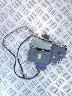 Моторчик люка Saab 9-5 1998-2002