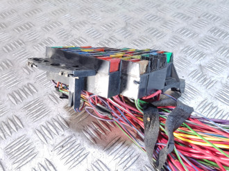 Блок предохранителей салонный Saab 9-5 1998-2002