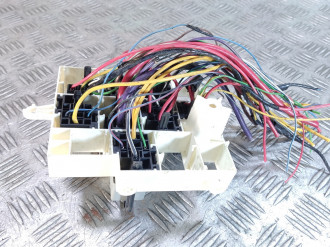 Блок предохранителей моторный Saab 9-5 1998-2002