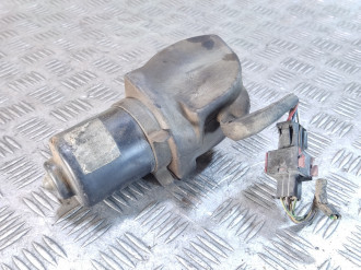 Моторчик стеклоочистителя передний Saab 9-5 1998-2002