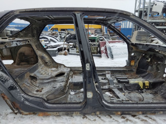 Порог со стойкой правой Saab 9-5 1998-2002