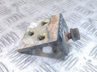 Петля двери передней правой нижняя Saab 9-5 1998-2002