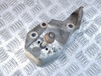 Кронштейн кпп Saab 9-5 1998-2002