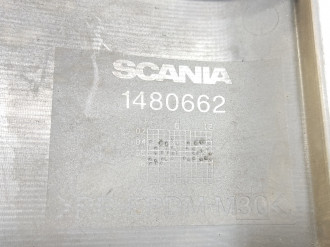 Обшивка стойки левая Scania P340 