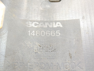 Обшивка стойки правая Scania P340 