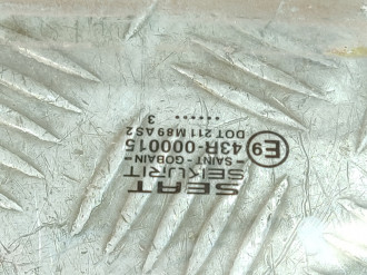 Стекло двери передней правой Seat Cordoba 2002-2008