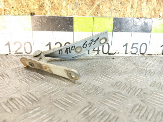 Петля капота правая Seat Cordoba 2002-2008