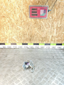 Петля двери задней правой нижняя Seat Cordoba 2002-2008