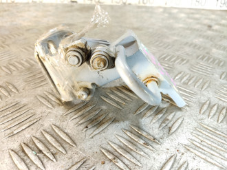 Петля двери задней правой нижняя Seat Cordoba 2002-2008