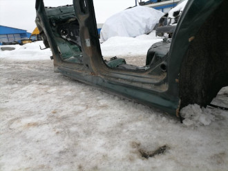 Порог со стойкой левой Skoda Octavia 2000 2011