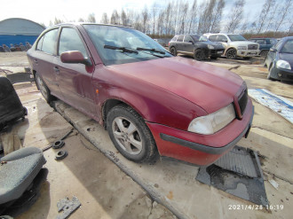 В разборе Skoda Octavia 2000 2011