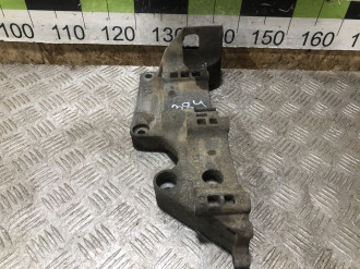 Кронштейн генератора Skoda Octavia 2000 2011