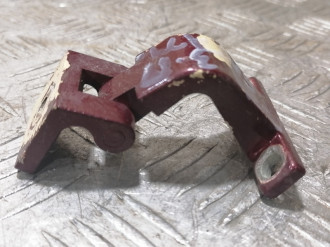 Петля багажника правая Skoda Octavia 2000 2011