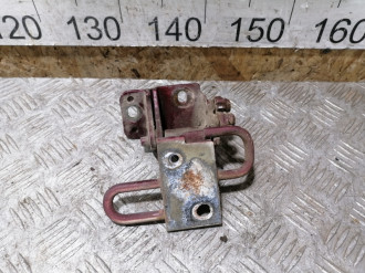 Петля двери передней правой нижняя Skoda Octavia 2000 2011