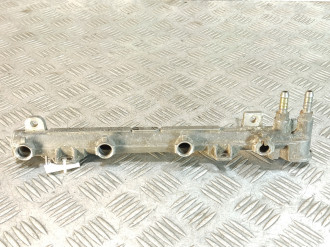 Рейка топливная рампа Skoda Octavia 2000 2011