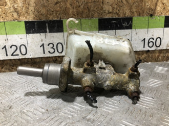 Цилиндр тормозов главный Skoda Fabia 2007 2015