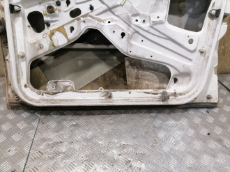 Дверь передняя правая Skoda Octavia 2000 2011