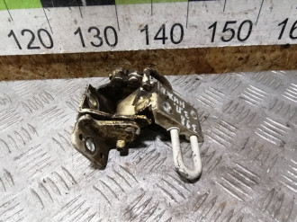 Петля двери задней правой нижняя Skoda Octavia 2000 2011
