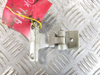 Петля багажника левая Skoda Octavia 2000 2011