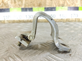 Петля багажника левая Skoda Fabia 1997 2007