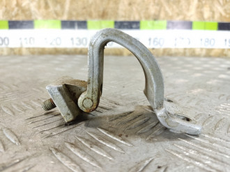 Петля багажника правая Skoda Fabia 1997 2007