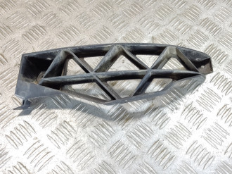 Направляющая бампера Skoda Octavia 2004 2013